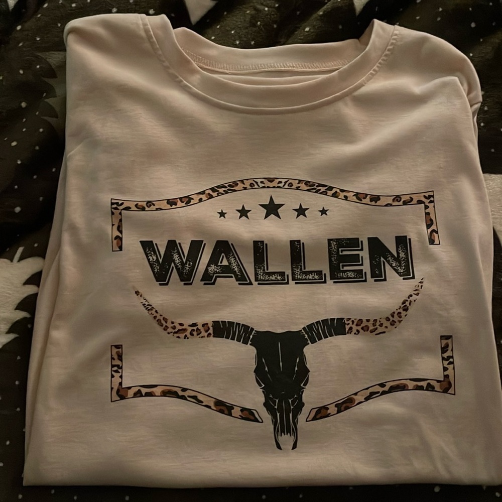 Wallen short sleeve top